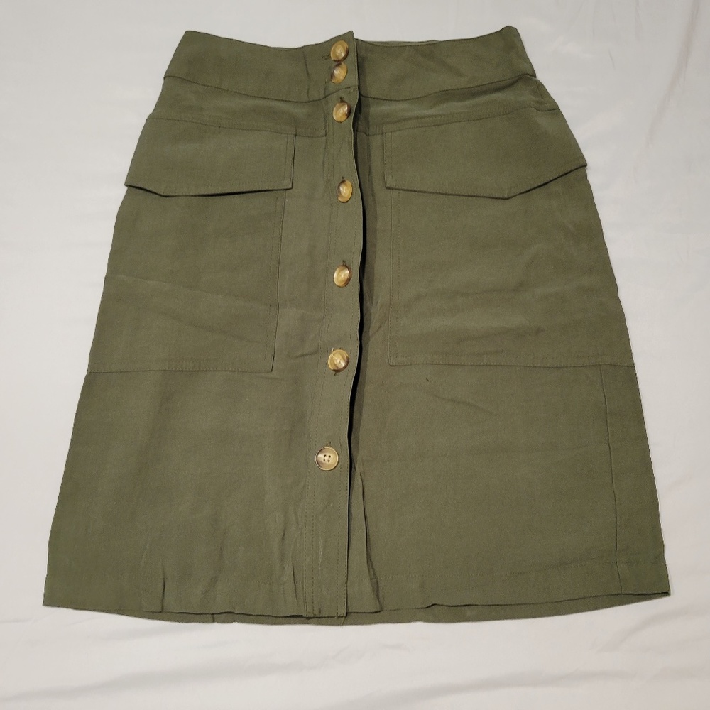 A New Day Army Green Button Down Straight Skirt with Pockets size 6